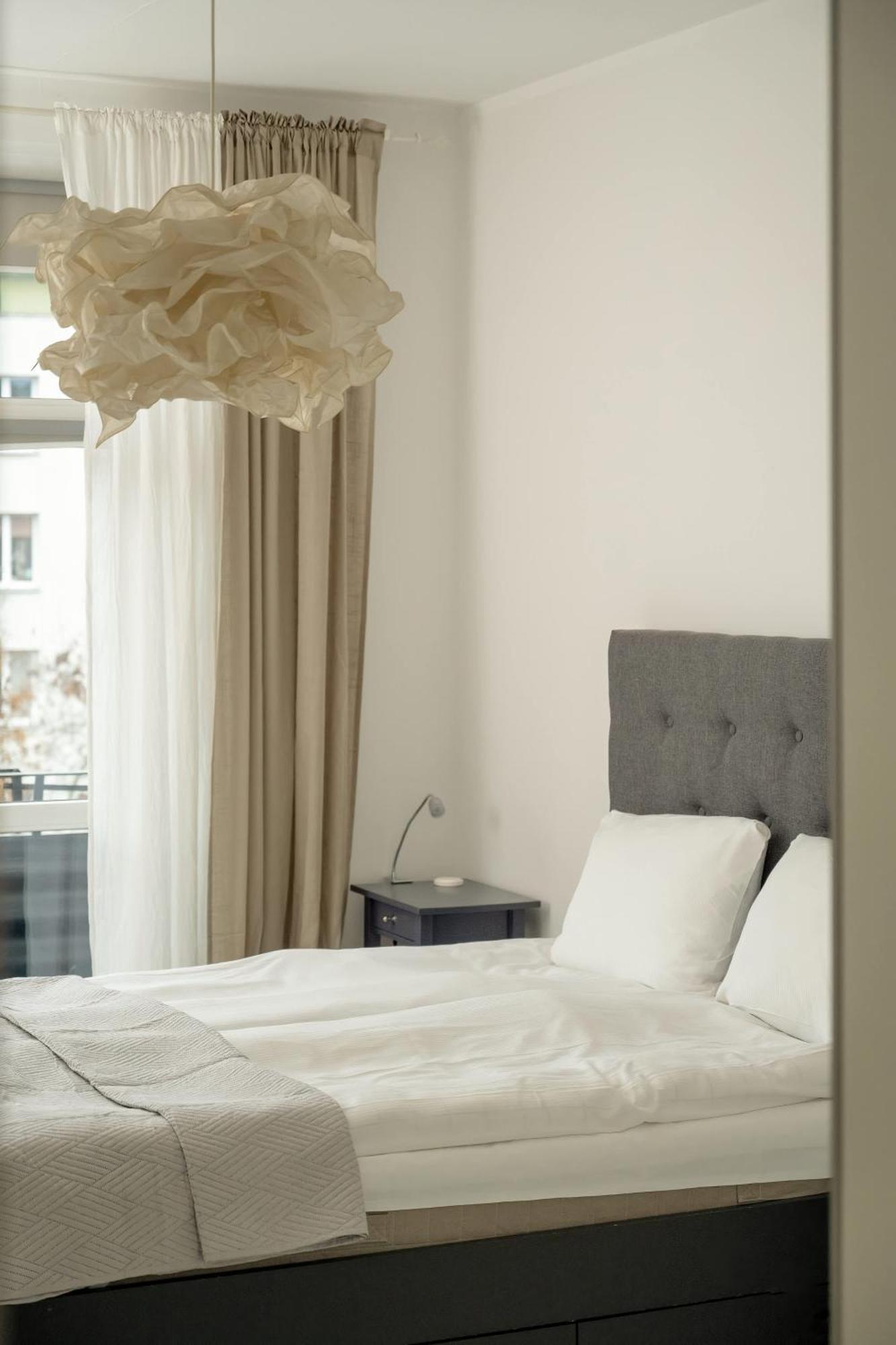 Pawlowa Stylish Apartment With Balcony & Home Office Wroclaw By Noclegi Renters المظهر الخارجي الصورة